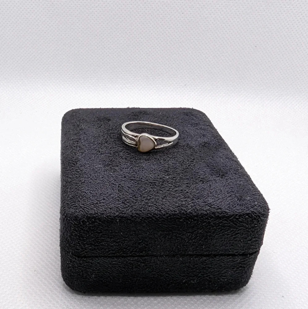 Vintage  heart ring